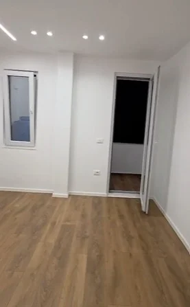 Tirane, shitet apartament 1+1 , 64 m² 168.000 € 