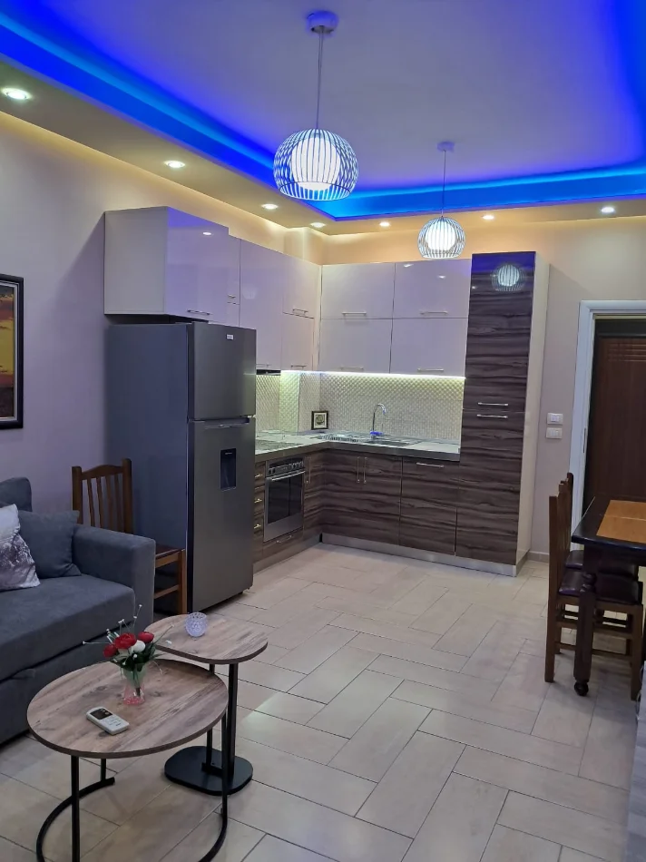 Tirane, jepet me qera apartament 1+1 Kati 2, 67 m² 500 € (Kodra e Diellit)
