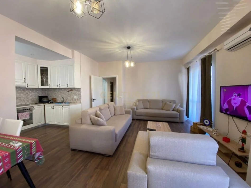 Tirane, shes apartament 2+1+Ballkon, Kati 4, 115 m² 138,000 € (astir)