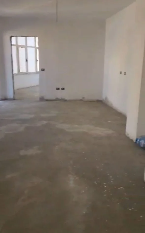 Tirane, shitet apartament 2+1+Ballkon Kati 4, 116 m² 163.000 € (YZBERISHT)