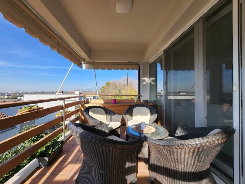 Qera PREMIUM: 2+1+2wc +2 Post Parkime, te Rezidenca Long Hill TEG - Arredim i Kompletuar - Jetese Komode ne nje Zone Ekskluzive - 1,500 Euro/muaj