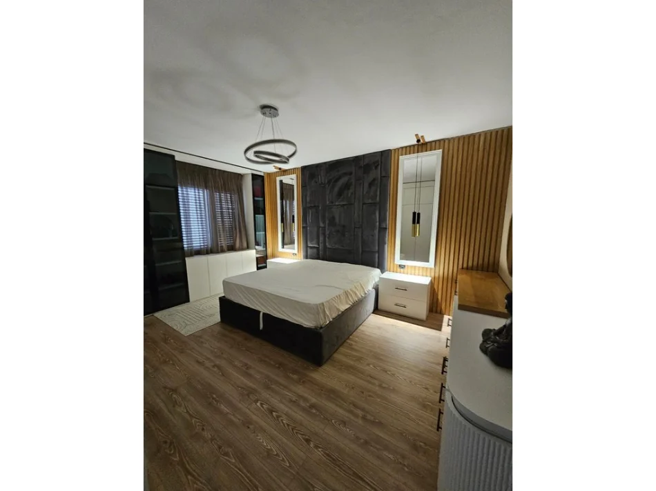 Tirane, shes apartament 2+1 Kati 8, 105 m² 190.000 € (Astir)