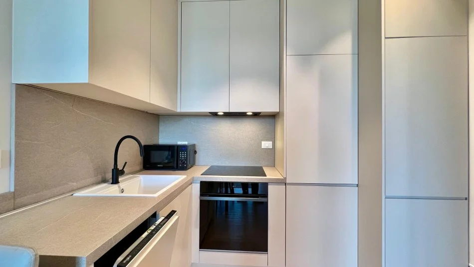 Tirane, jepet me qera apartament 1+1+Aneks+Ballkon Kati 9, 68 m² 1.300 € (Liqeni Artificial Tirane Rezidenca Lake View)