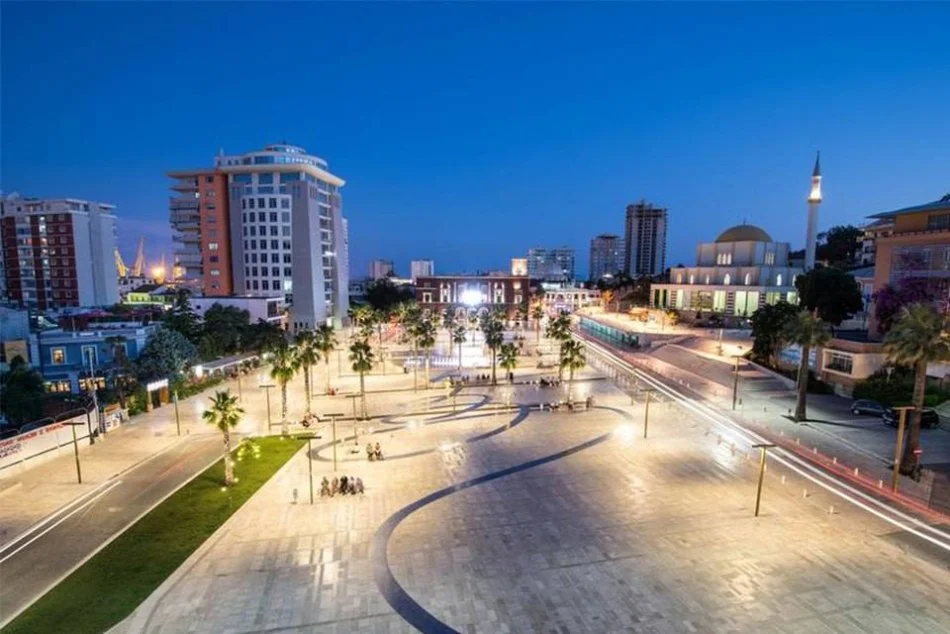 Durres, Dyqan per shitje Kati 0, 70 m² 154.000 € (Durres)
