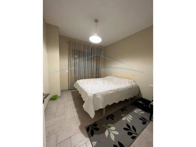 Tirane, shes apartament 2+1+BLK Kati 2, 107 m² 96.000 Euro (rruga 3 deshmoret)