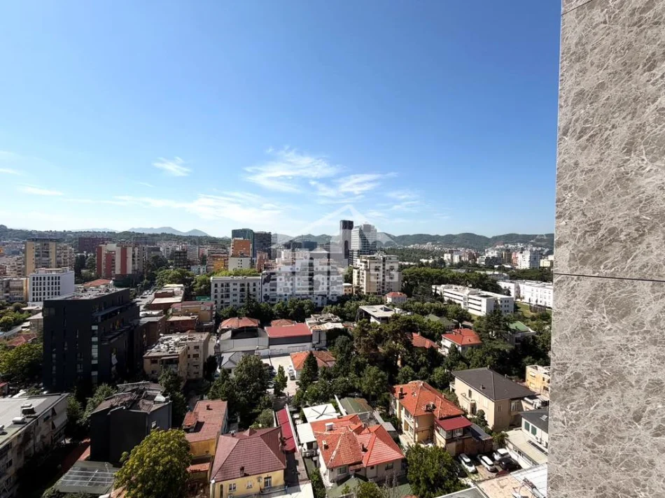 Tirane, jepet me qera zyre Kati 13, 100 m² 3.000 € (“DOWNTOWN ONE”, BULEVARDI “BAJRAM CURRI”)