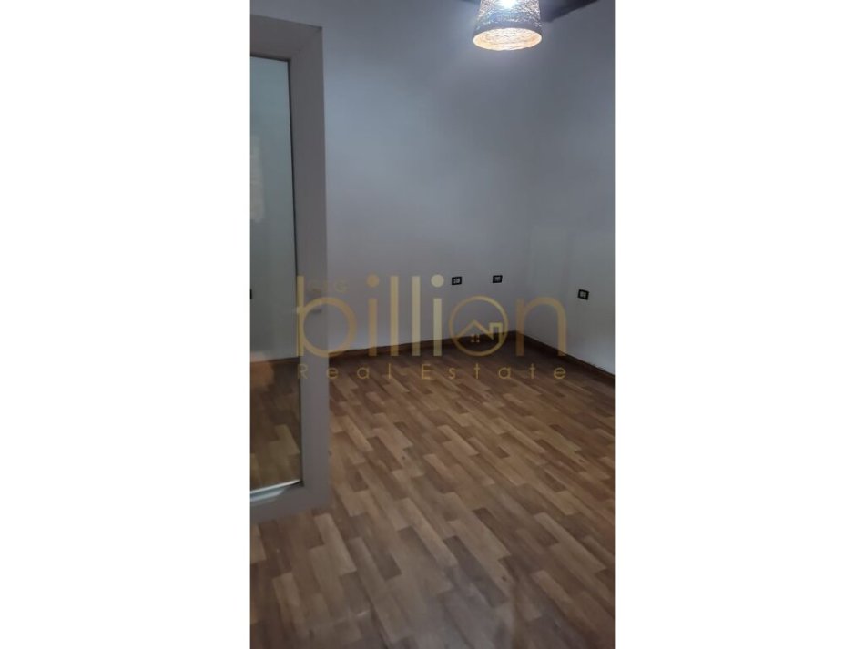 jepet me qera apartament 1+1, , 68 m² 300 € (Rruga e Elbasanit, Tirana, Albania)