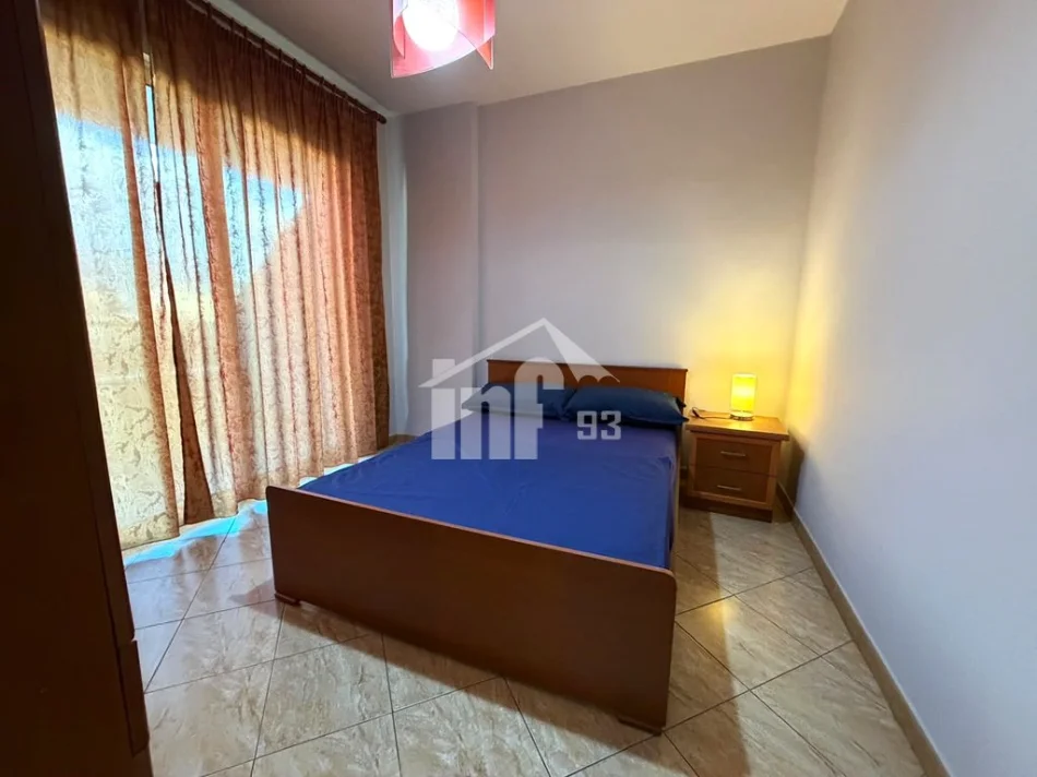 Tirane, jepet me qera apartament 1+1 Kati 6, 75 m² 450 € (PRANË RRUGËS “MYSLYM SHYRI”)