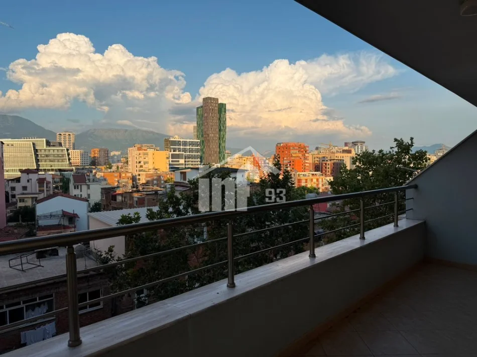 Tirane, jepet me qera apartament 1+1 Kati 6, 75 m² 450 € (PRANË RRUGËS “MYSLYM SHYRI”)