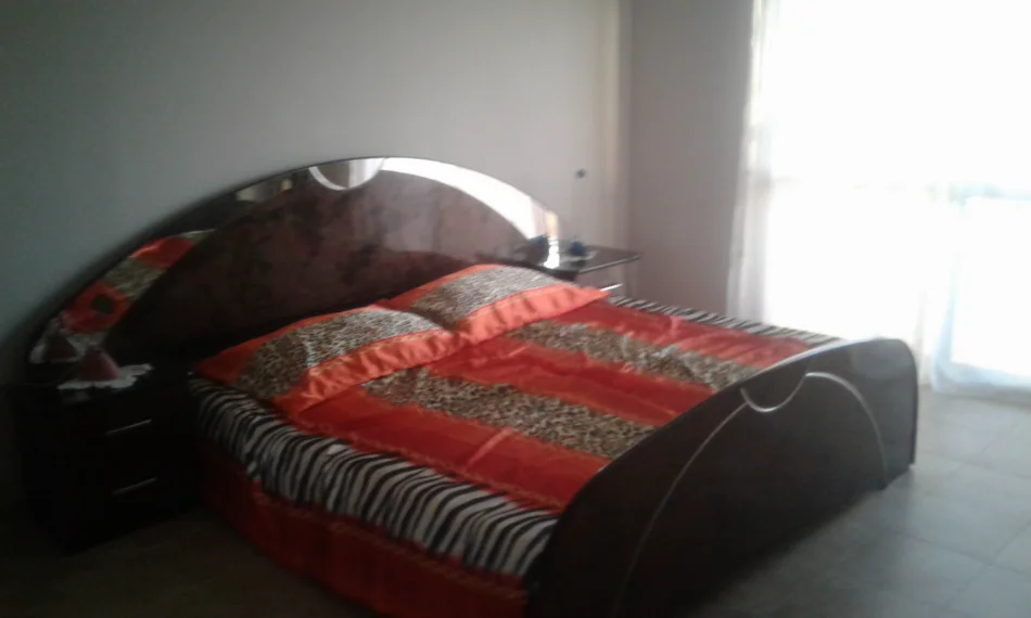 Durres, shes apartament 1+1+Ballkon Kati 7, 80 m² 150.000 € (22 Rruga Dhimiter Kraja, plazh Durres)