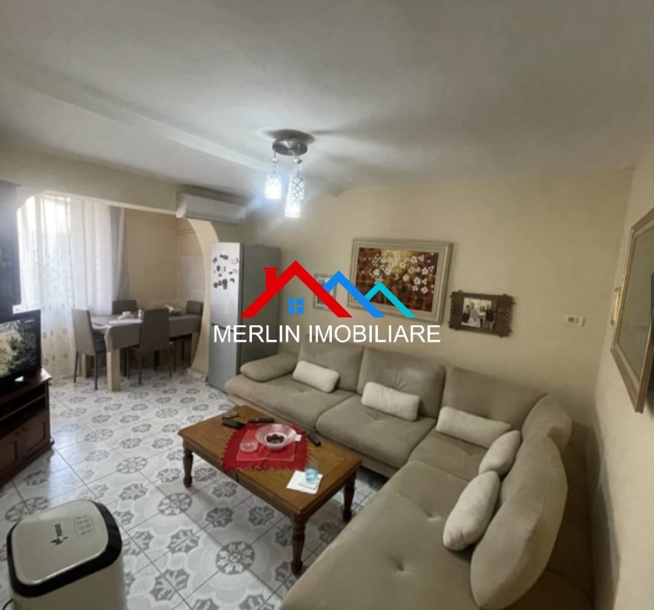 Tirane, shitet apartament 2+1+Ballkon Kati 2, 65 m² 135.000 € (BULEVARDI ZHAN DARK)
