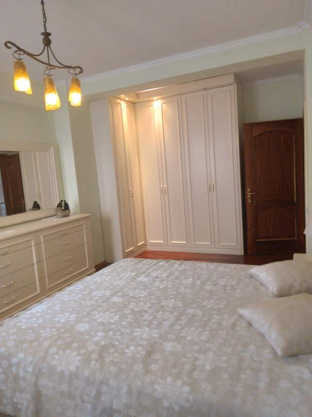 Tirane, shitet apartament 3+1+2+A+BLK, Kati 3, 166 m², 280.000 Euro (Ismail Qemali), prane Piceri Era.