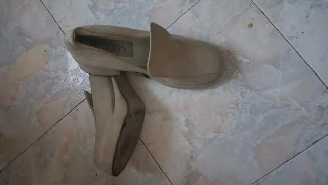 Tirane, shes Shes këpucë Italiane për gra. Lajmërimi 3