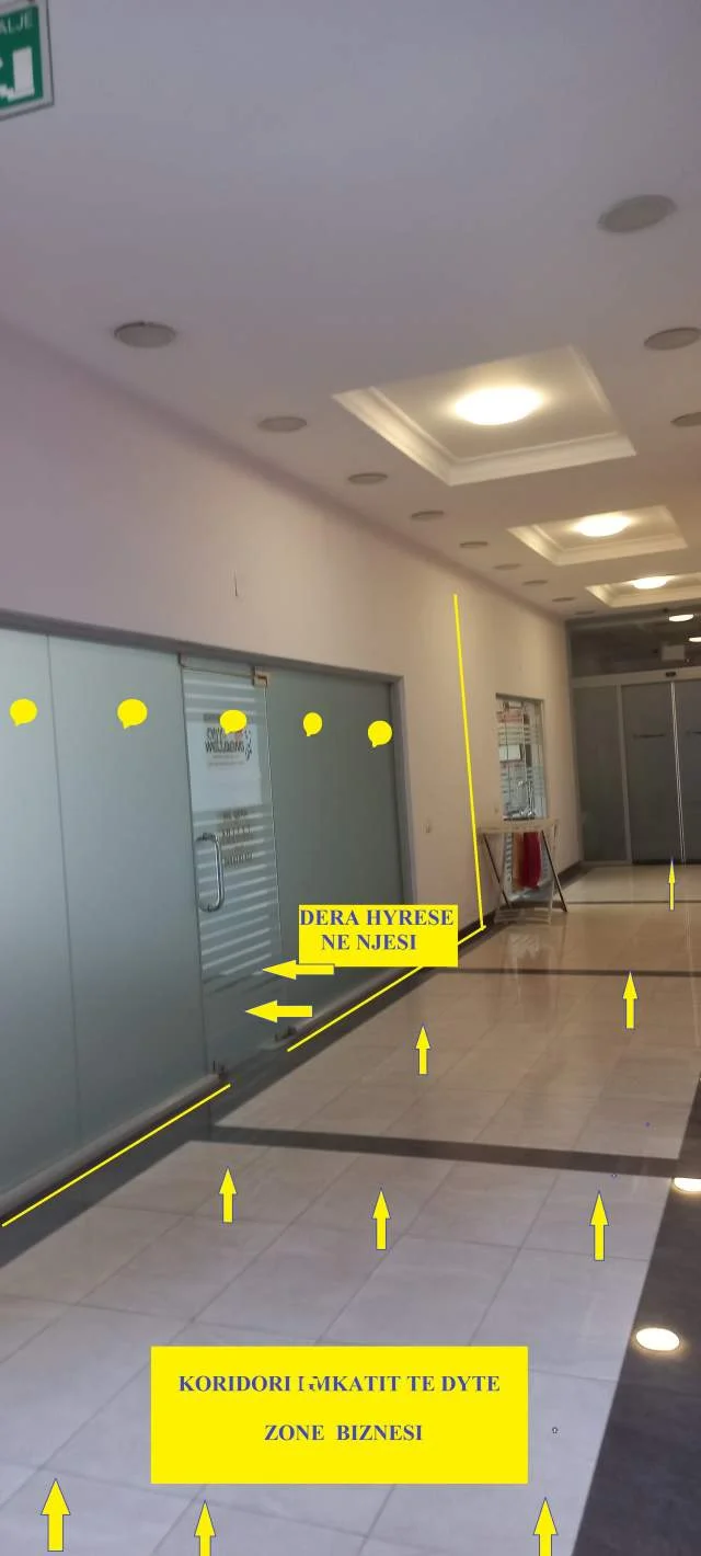 Tirane,Shitet Njësi Biznes,ideale si investim, por & klinik,estetik,zyre etj,kat2,sip41m²,Cmim 145'000€, në blv.B.Curr",buzë Lane, 70m mbi Urën Brrylit, Tirane