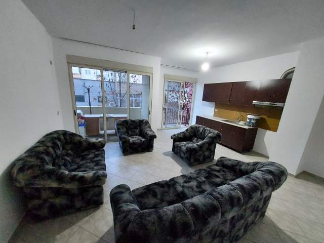 Tirane, shitet apartament 1+1+BLK Kati 3, 70 m² 55.000 Euro (RRUGA E THESARIT)