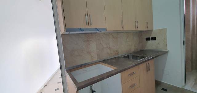 Tirane, jepet me qera apartament 1+1 Kati 2, 80 m² 25.000 Leke (ali ibra)
