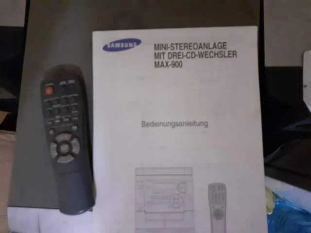 Tirane, shes MINI stereo me tre ndërrues  10.000 Leke