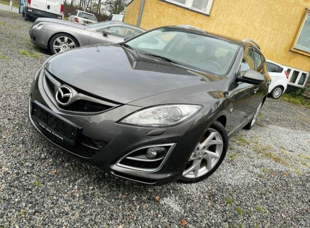 Tirane, shitet Mazda 6 (japoneze) viti 2012, 2700 Euro