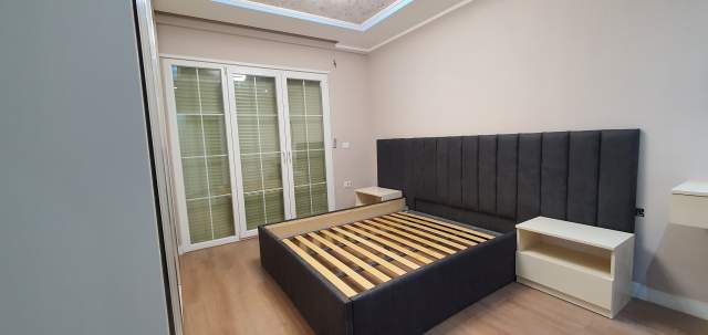 Tirane, jepet me qera apartament 2+1+BLK Kati 4, 120 m² 400 Euro (alajdin frasheri)