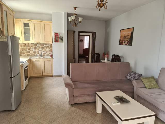 Tirane, jepet me qera apartament 2+1 Kati 4, 110 m² 36.000 Leke (rruga 3 deshmoret)