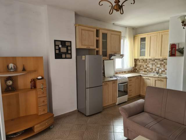 Tirane, jepet me qera apartament 2+1 Kati 4, 110 m² 36.000 Leke (rruga 3 deshmoret)