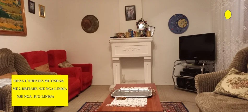 Tirane, Qera Shtëpi/Vile 3-kate, oborr  e bahçe, kat përdhes magazin, kati 2-të për gatim-ngrënie, ndënje, kati 3-të me 3-dhoma gjumi, qera1500€/muaj, në rr.Kristaq Capo e Abedin Pasha, si dhe rr.P.Budi, 200m pallati Grand/Todi Shkurti, 1.1-km nga Ura Elbasanit/Shkolla Baletit, 800m nga Ura Brrylit