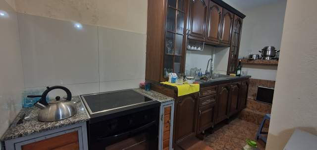 Tirane, jepet me qera apartament 2+1 Kati 2, 115 m² 300 Euro (migjeni)