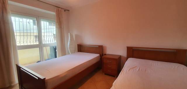Tirane, jepet me qera apartament 2+1+A+BLK Kati 2, 90 m² 450 Euro (Dali Ndreu)