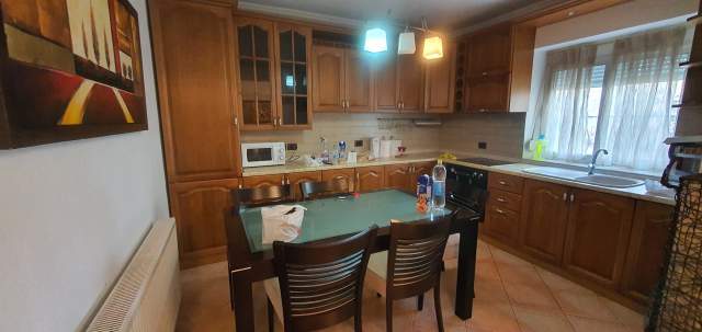Tirane, jepet me qera apartament 2+1+A+BLK Kati 2, 90 m² 450 Euro (Dali Ndreu)