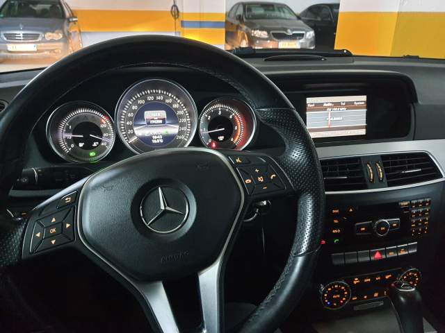 Tirane, shes makine karavan Mercedes-Benz Viti 2013, 10.600 Euro