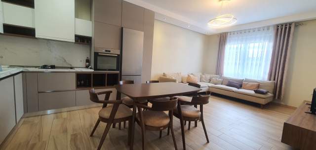 Tirane, jepet me qera 2+1+BLK Kati 6, 111 m² 350 Euro