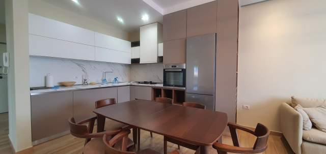 Tirane, jepet me qera 2+1+BLK Kati 6, 111 m² 350 Euro