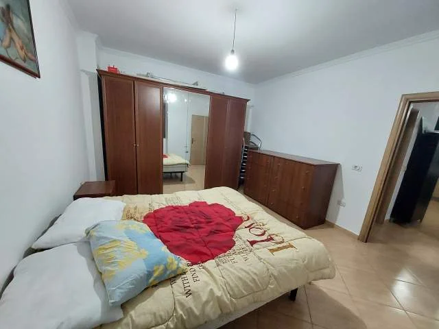 Tirane, jepet me qera apartament 2+1+BLK Kati 7, 90 m² 40.000 Leke (Sotir Caci)