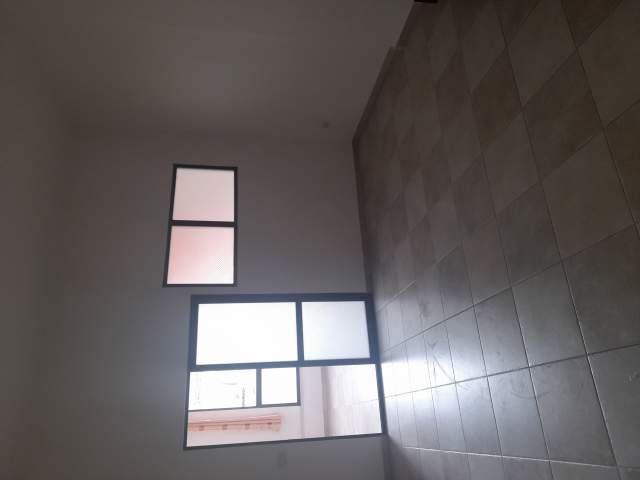 Tirane, jepet me qera apartament 1+1 Kati 1, 50 m² 20.000 Leke (Loni Ligori)