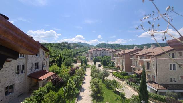 Tirane, jepet me qera apartament 3+1+A+BLK Kati 3, 240 m² 1.200 Euro (Sekret Garden)