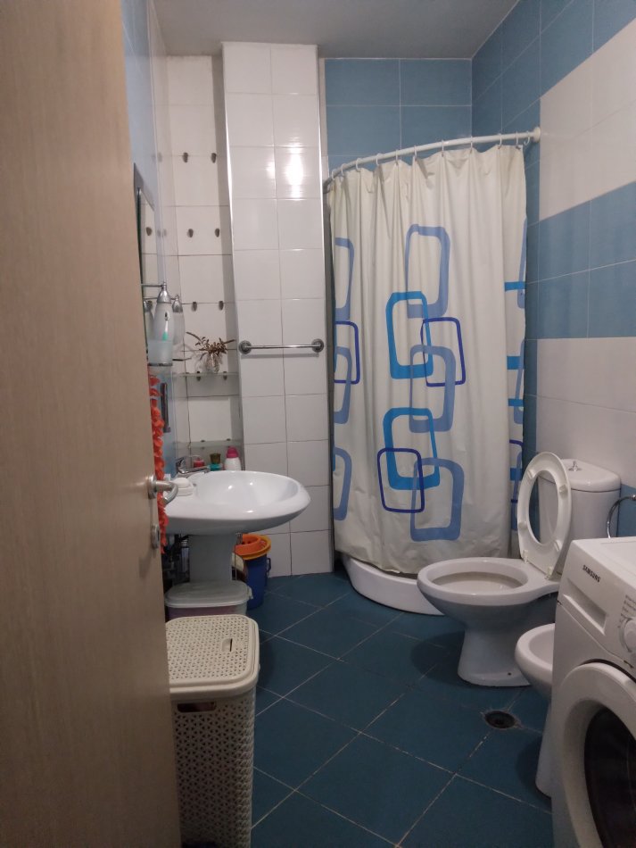 Jepet me qera apartament 1+1