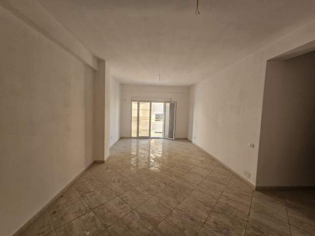 Durres, shitet apartament 2+1+BLK Kati 5, 84 m² 86.000 Euro (Prane Palace Plazh)
