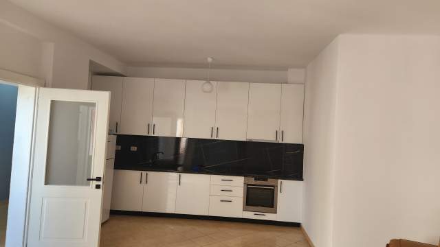 Tirane, jap me qera apartament 2+1+BLK Kati 3, 120 m² 27.000 Leke (Kasem Shima)