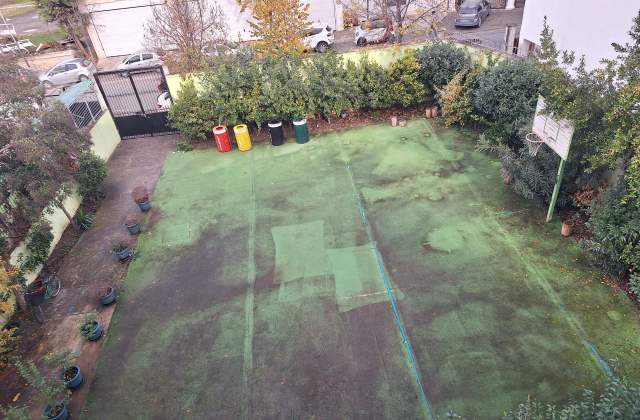Tirane, jepet me qera ose SHITET Vile, 700 m² 3.500 Euro