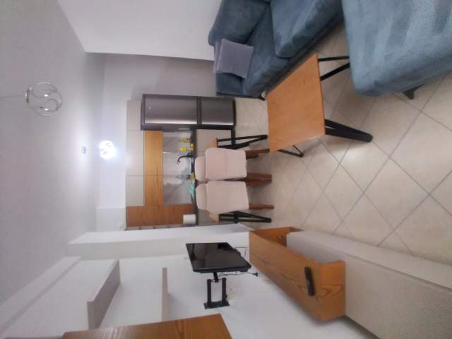 Tirane, jepet me qera apartament Kati 2, 64 m² 350 Euro (janosh huniadi)