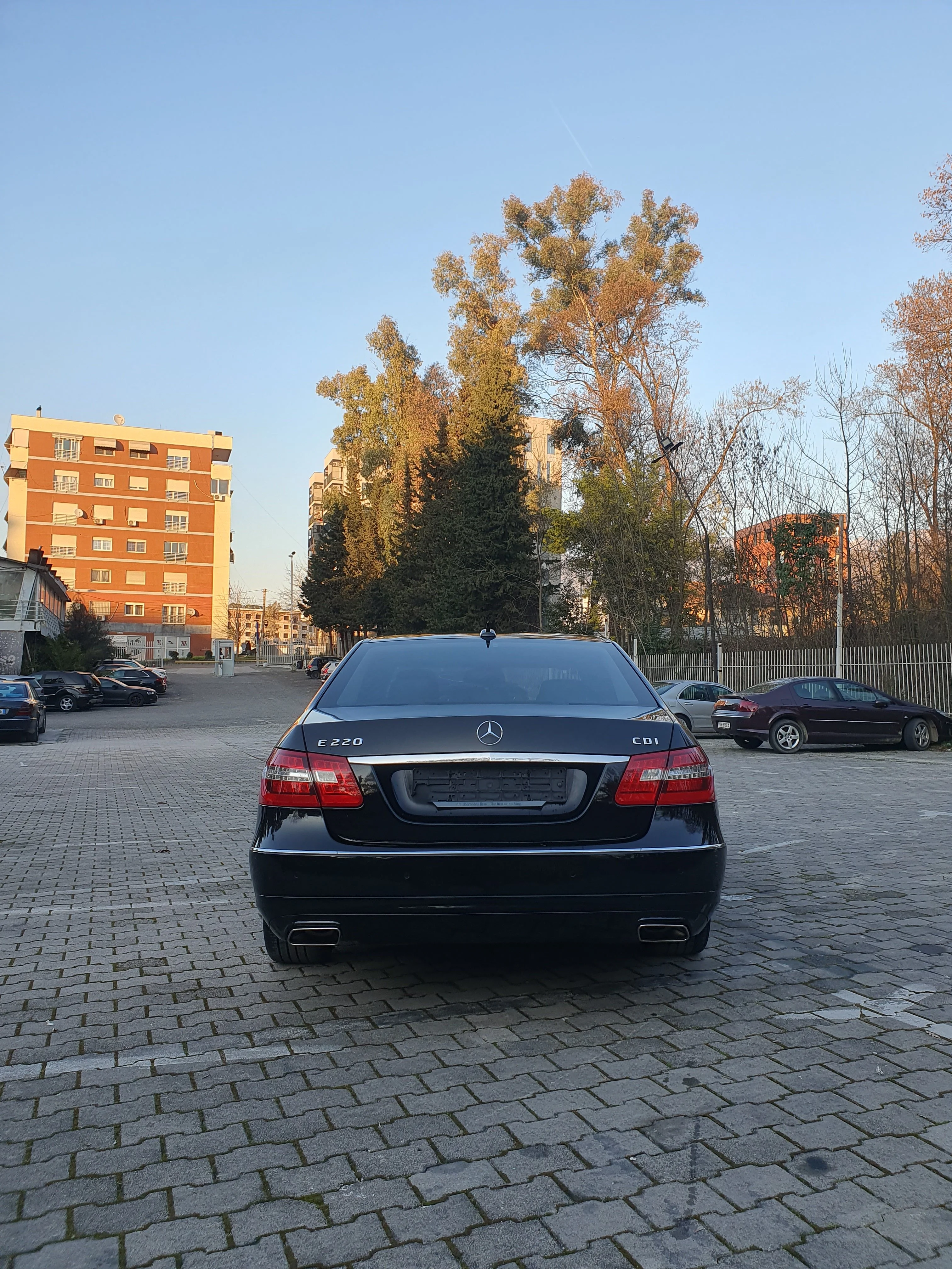 Mercedes Benz E class 220