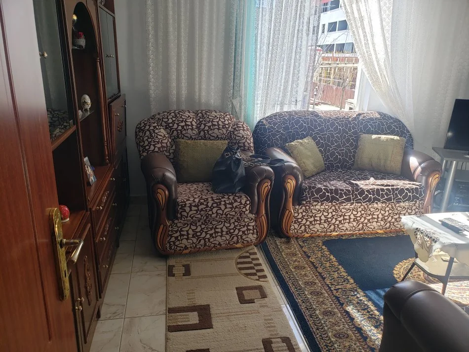 Apartment 2+1 me qira te Oxhaku 470 €