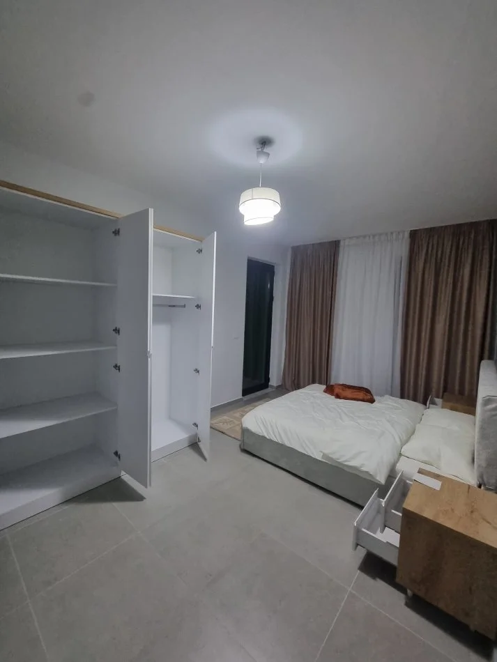 Apartament per qira Green city