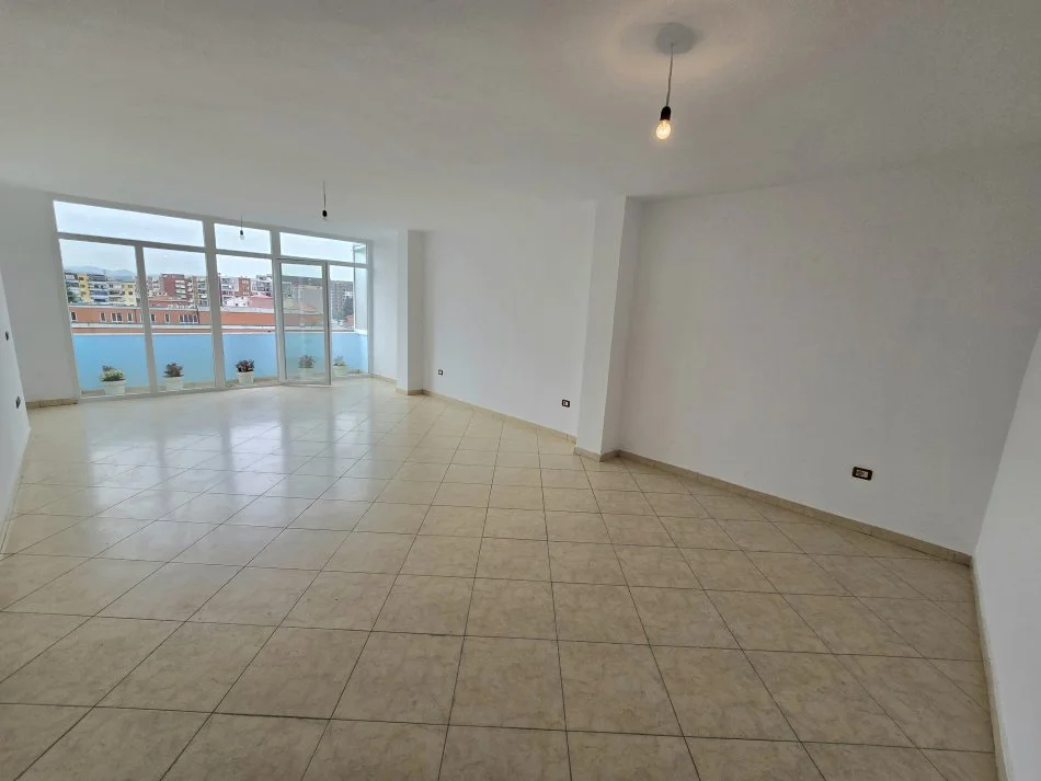 Tirane, shitet apartament 2+1+Ballkon Kati 5, 120 m² 155.510 € (Don Bosko)
