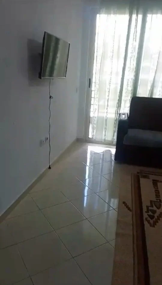 Tirane, jepet me qera apartament 1+1 Kati 2, 76 m² 270 € 