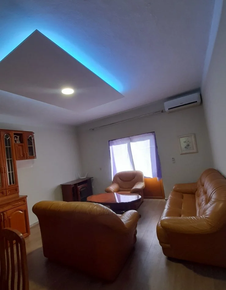 Tirane, jepet me qera apartament 2+1+Ballkon Kati 2, 110 m² 400 € (Sotir Caci)