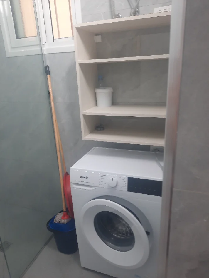 Vlore - Lungomare, jepet me qera shtepi 1+1 Kati 1, 60 m² 27 € (Orikum)