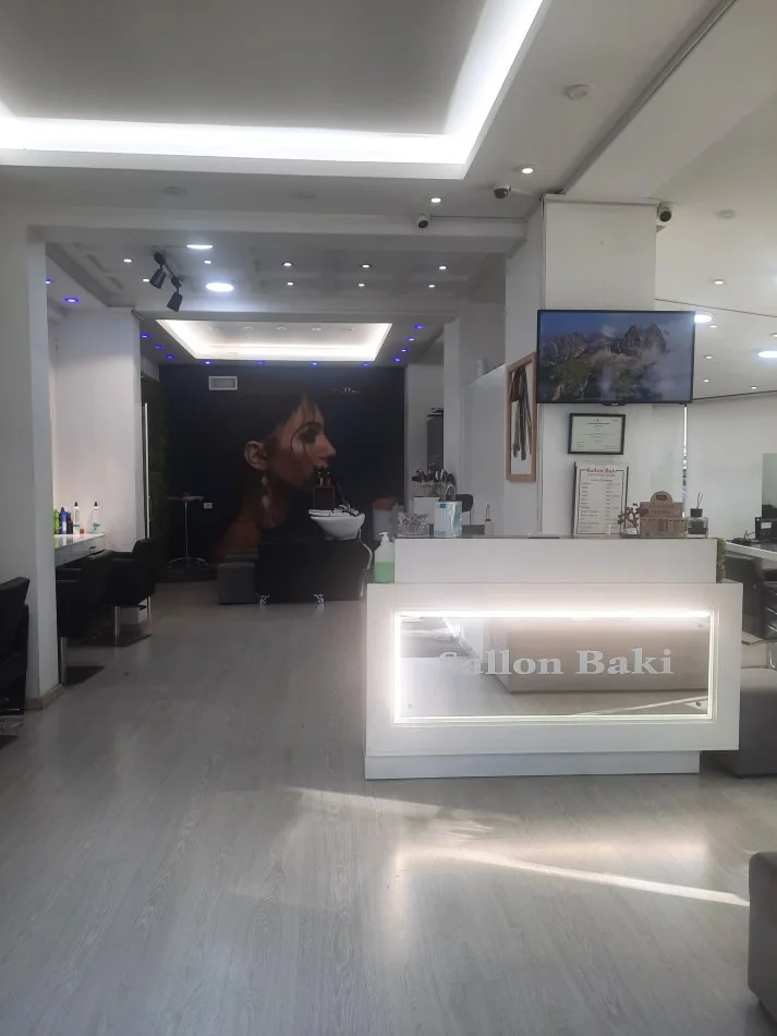 Tirane, shitet aktivitet biznesi Kati 1, 100 m² 22.000 € (Nikolla Tupe)