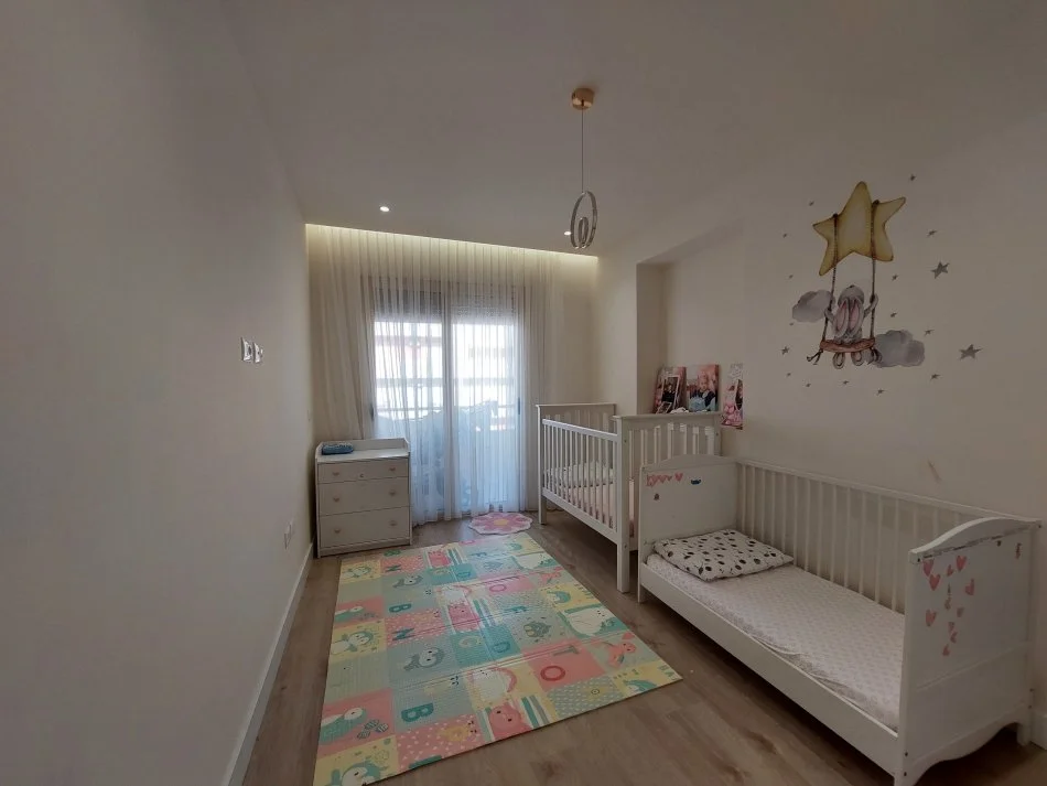 Vlore, shitet apartament 2+1 Kati 6, 116 m² 185.000 € (Rruga Murat Tërbaçi)