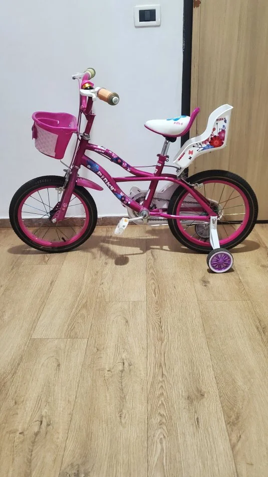 Tirane, shes biciklete per vajza lejla 4,000 Leke